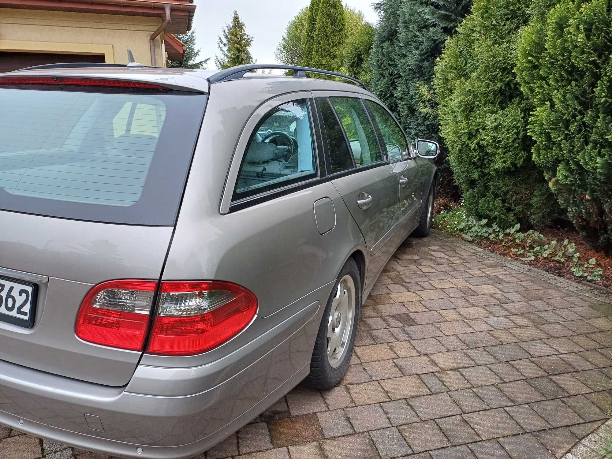 Mercedes E Klasa W211 piękny jasne wnętrze mały przebieg