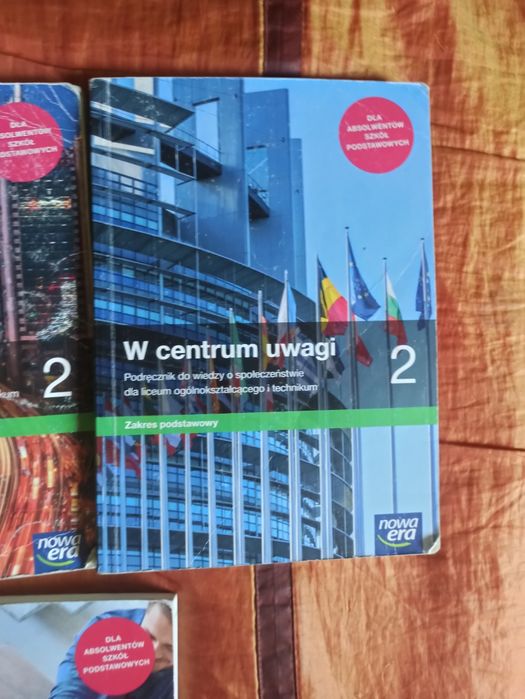 Podręcznik W centrum uwagi 2 technikum liceum