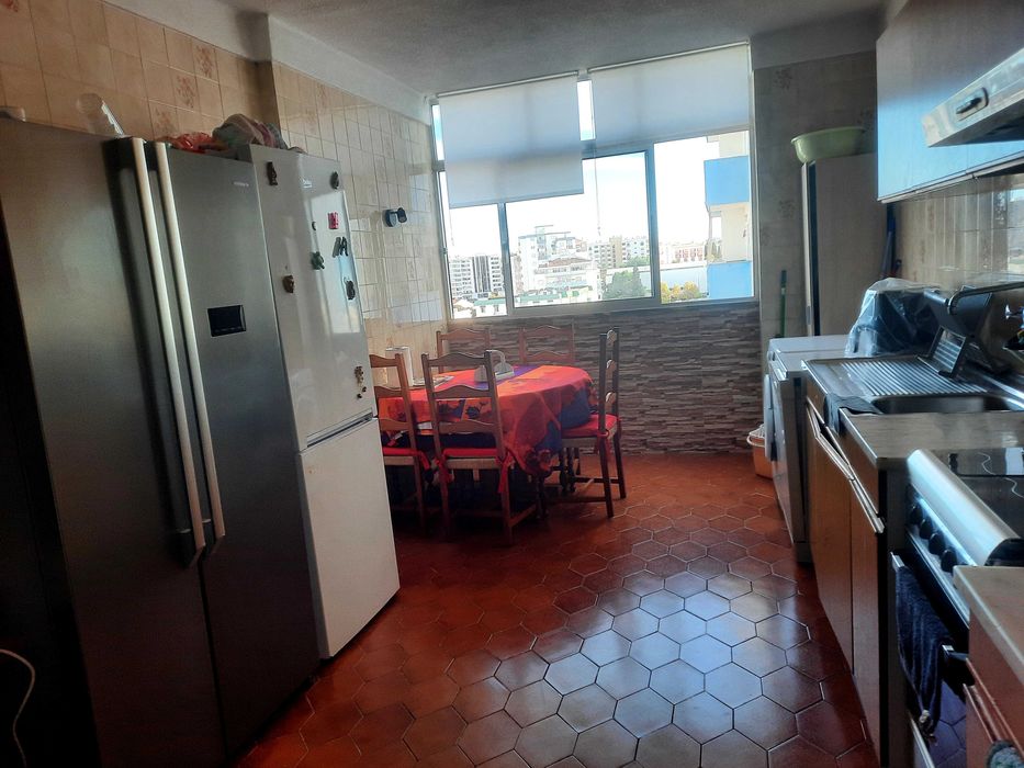 Quarto em Portimão , para arrendamento