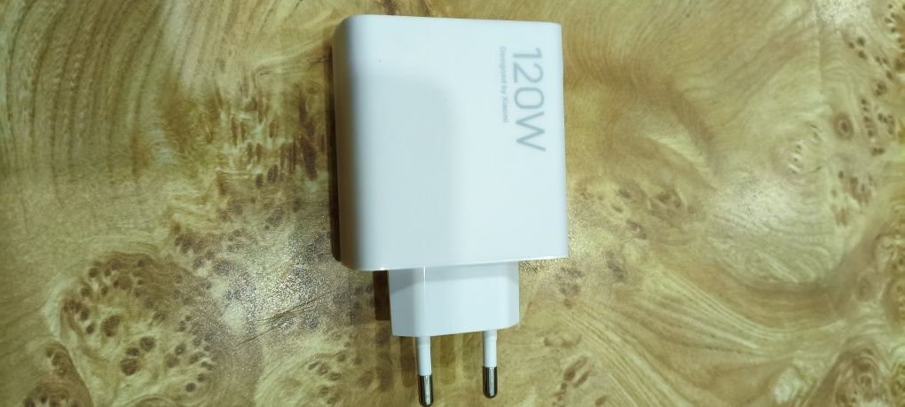 Зарядка Xiaomi 120 W куплено в офіційному магазині