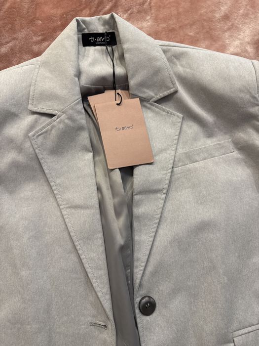 Blazer da marca TiAmo tamanho S/M. Novo com etiqueta.