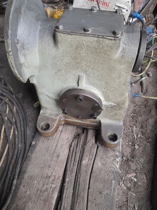 Редуктор червячний