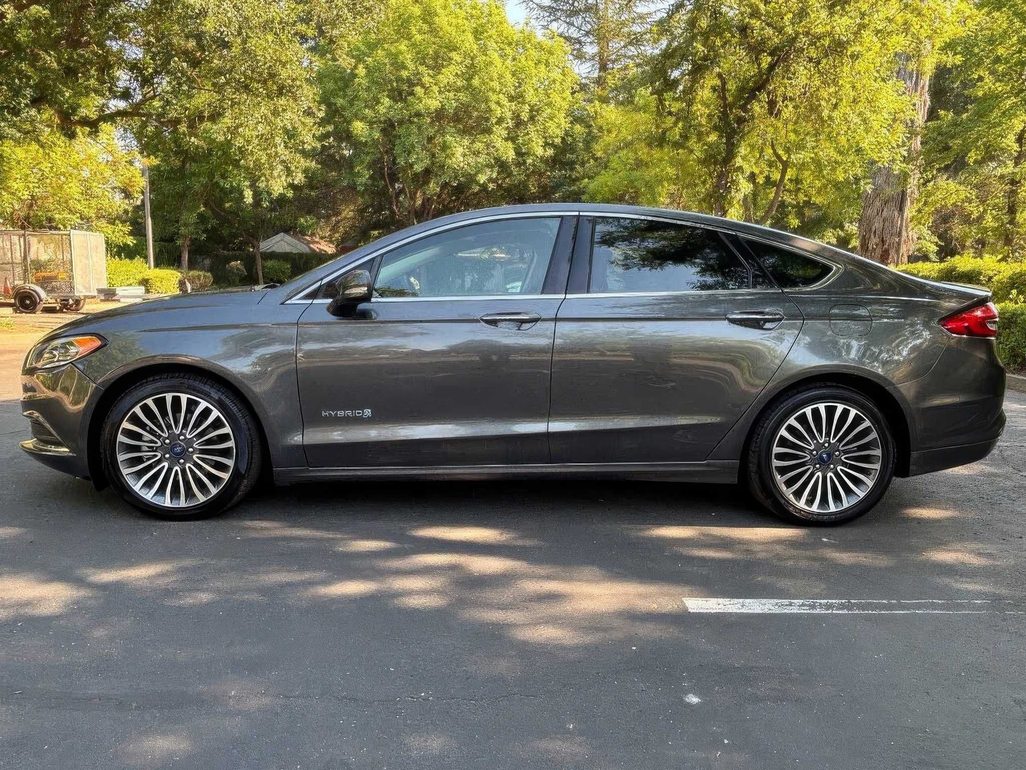2018 Ford Fusion Hybrid Titanium