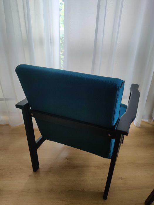 Fotel PRL  model B – 8228, po renowacji