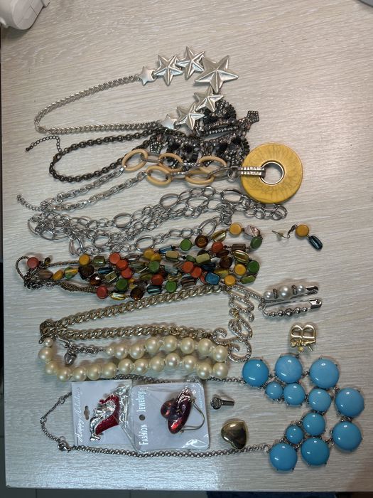 Вінтажна біжутерія одним лотом