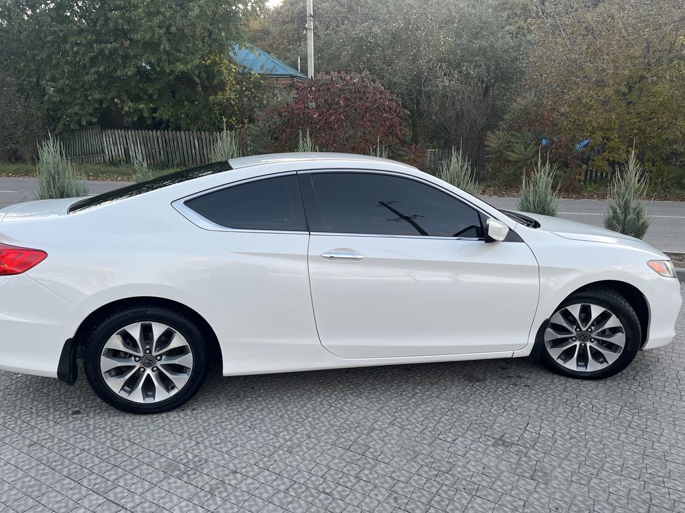 Honda accord coupe