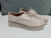 Buty o rozmiarze 38. eko skóra i zamsz