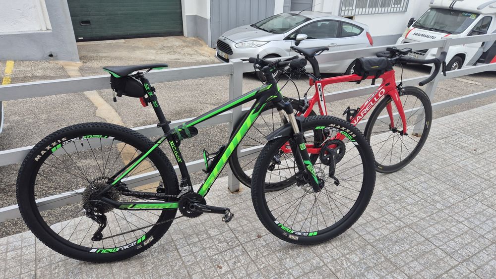 Scott scale 960 preta e verde