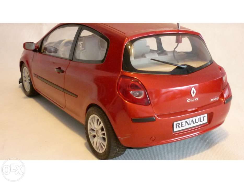 Renault Clio telecomandado
