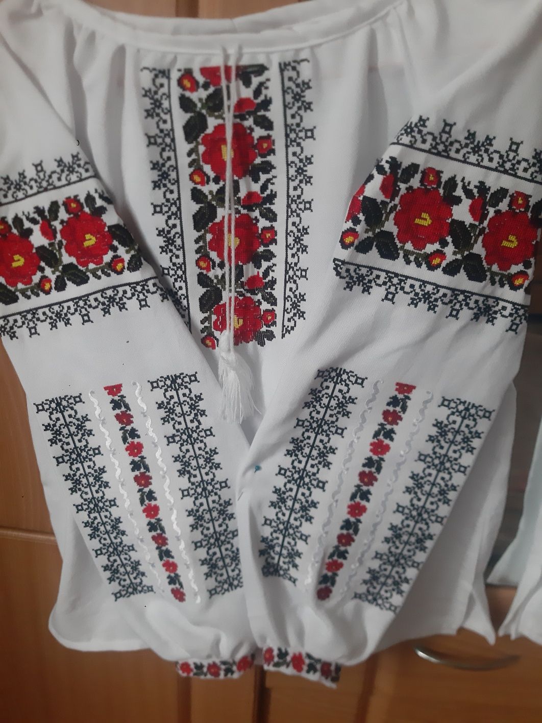 Вишиванки дитячі та підліткові