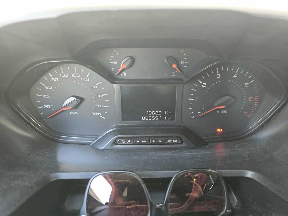 Peugeot Partner 1.5 HDi – 102cv NOVEMBRO 2020 COM 82.000KM