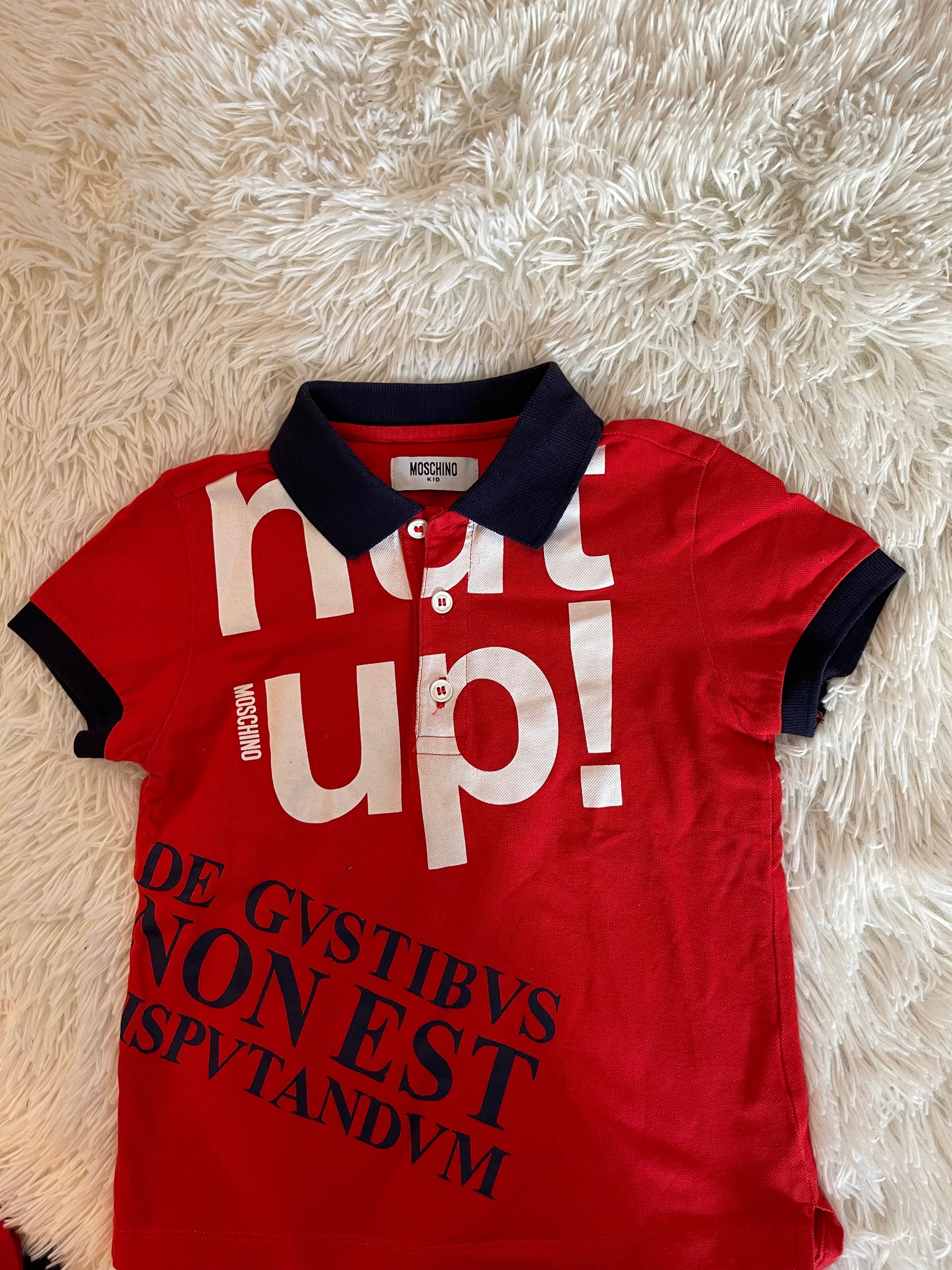 Polo Moschino kids .