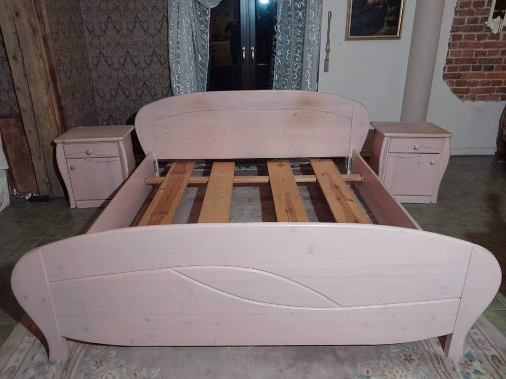 Sypialnia z litego drewna