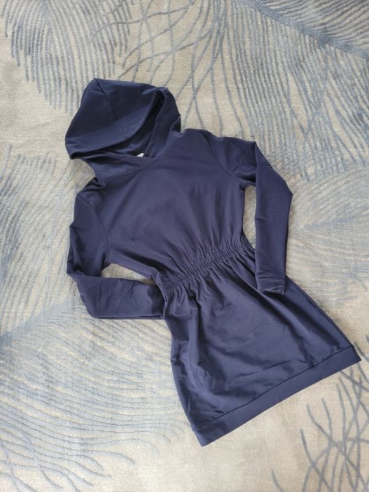 Sukienka bawełniana Cinamoon XS/S mini z kapturem granatowa casual