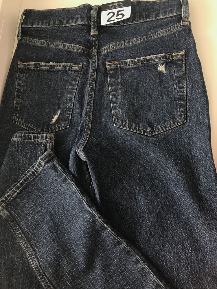 Новые джинсы GAP р. 25