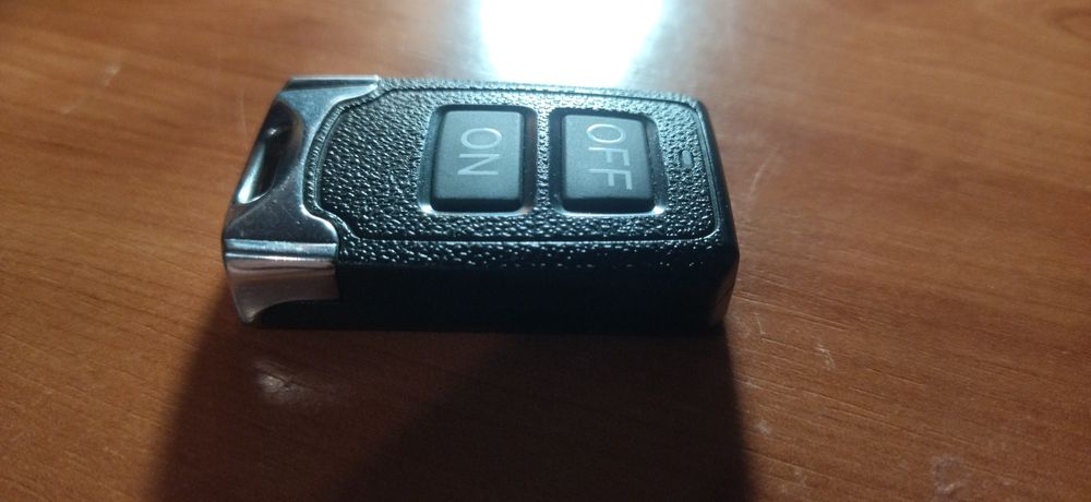 Брелок  двухконтактный (для smart замка)