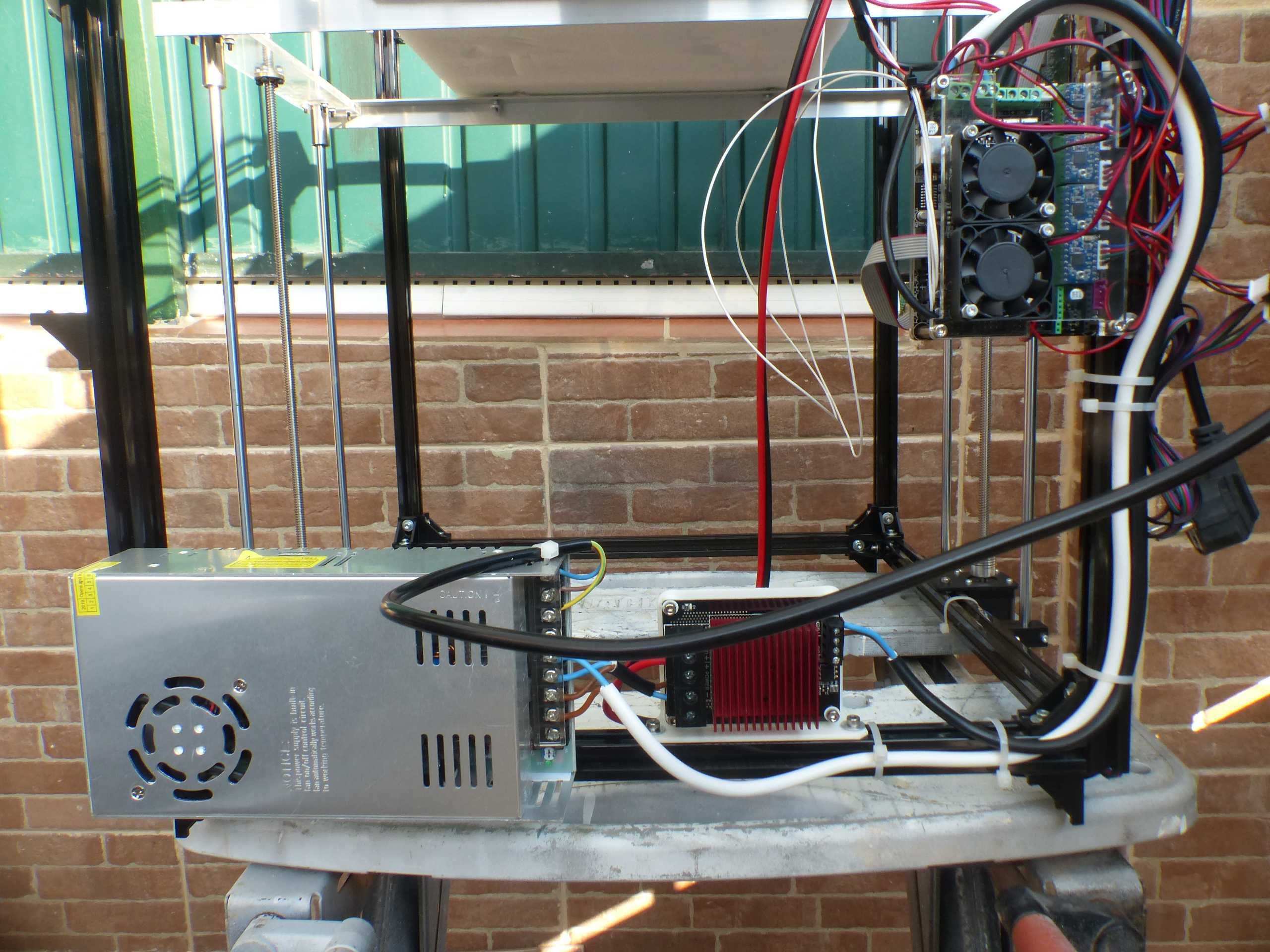 Impressora 3D FLSun Cube com Guias lieneares e muitos upgrades