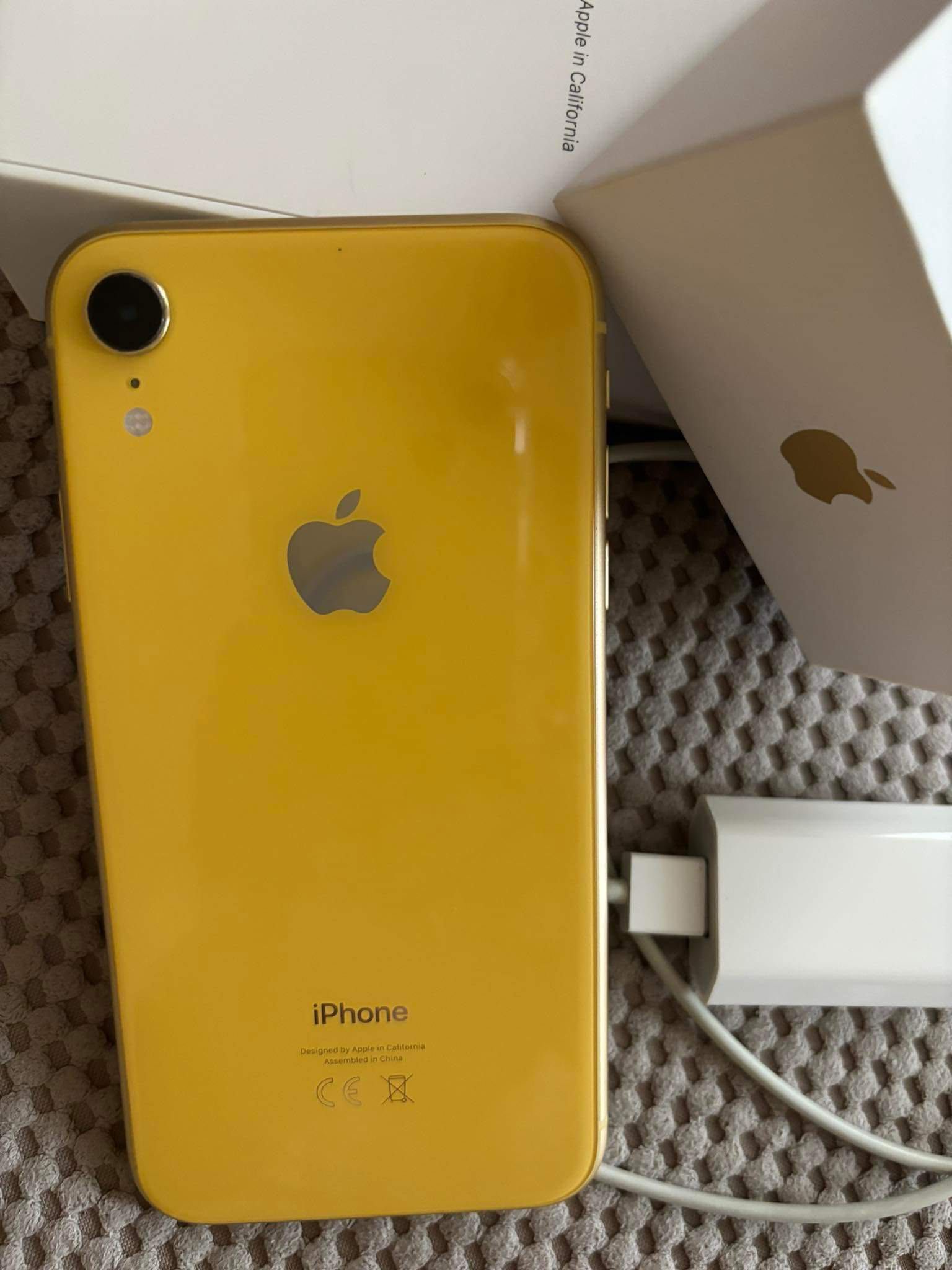 iPhone XR 128GB żółty