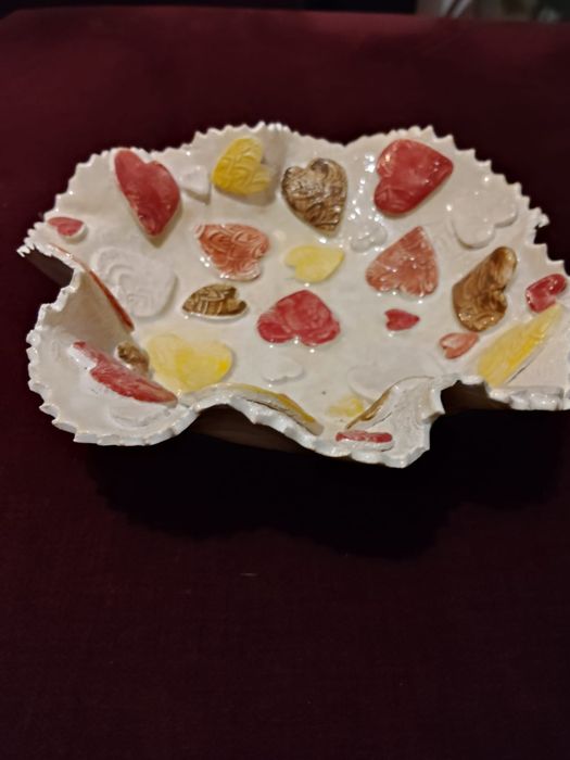 Niepowtarzalna, dekoracyjna miska w serca