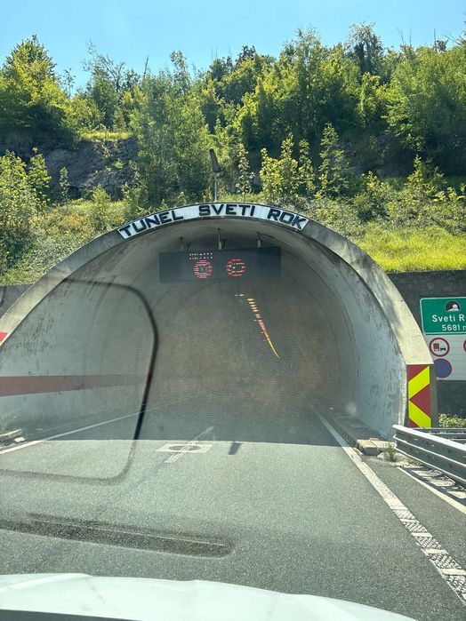 Wynajmę busa 9-cio osobowego Trafic long L2H1