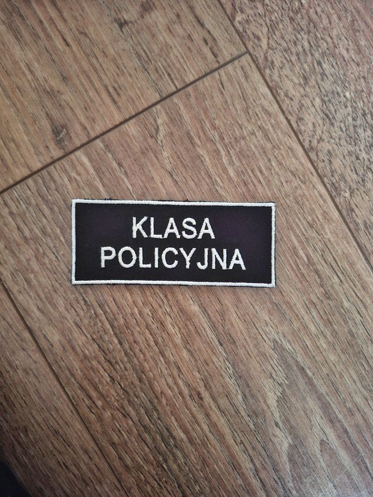 mundur do klasy policyjno-prawnej
