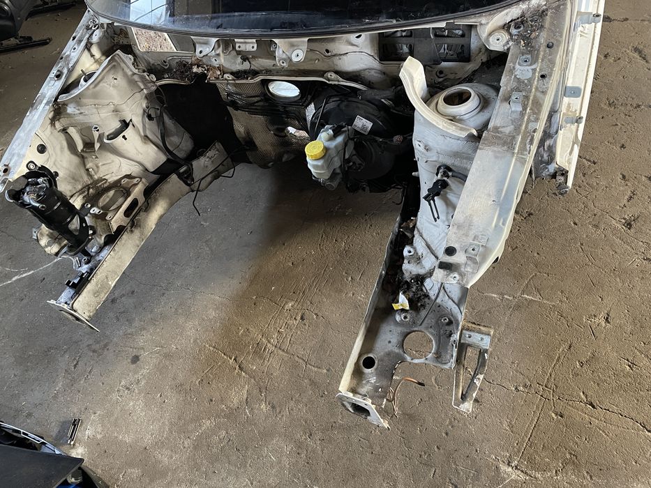 Podłużnica fartuch lewy prawy vw polo 6r LB9A kielich ćwiartka