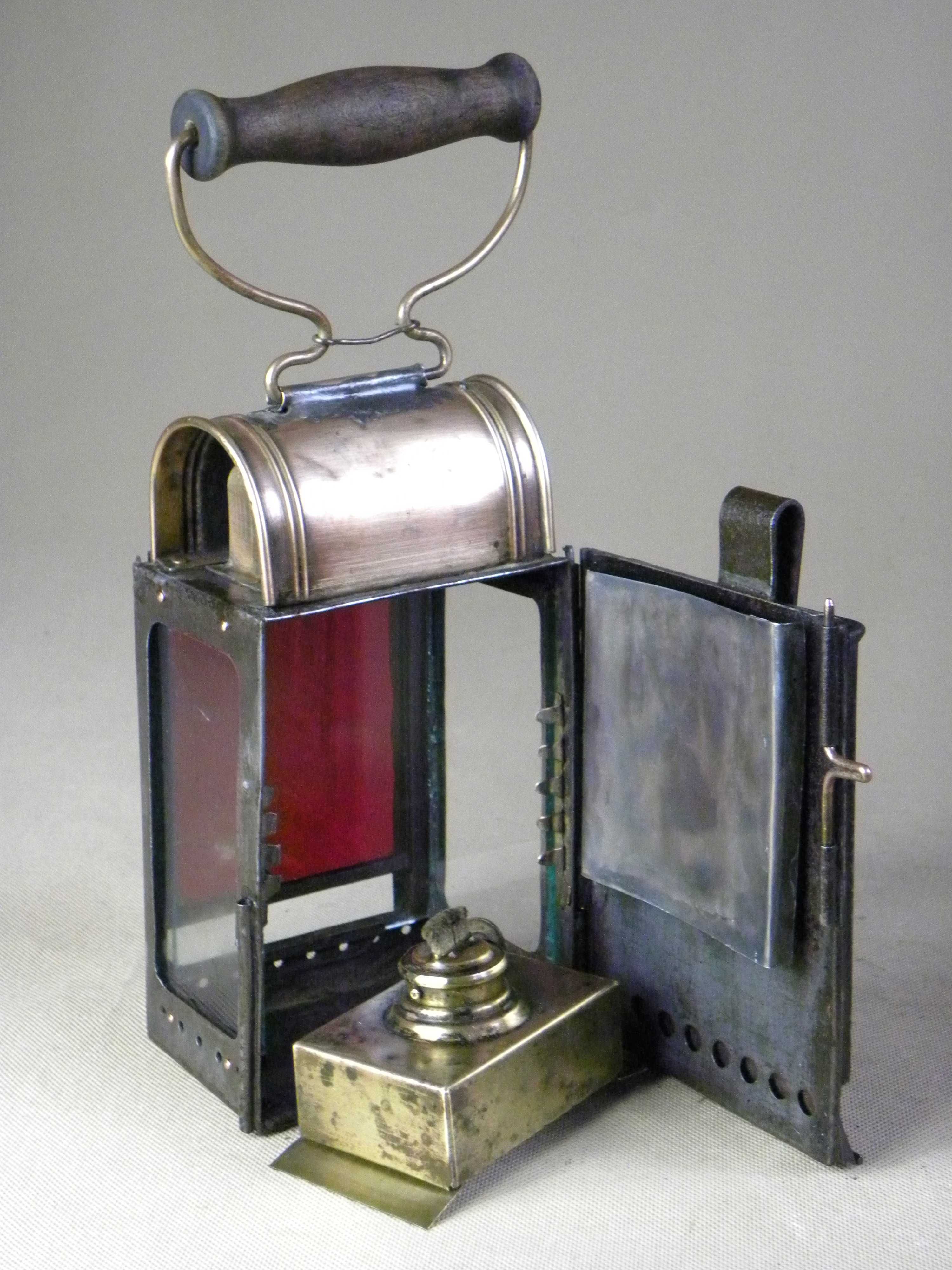 Kolekcjonerska niemiecka kolejowa lampa naftowa F.F.A Schulze wz. 28