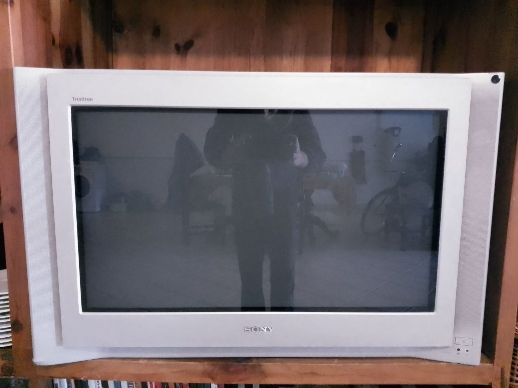 Televisão Antiga Sony