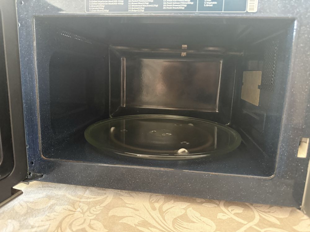 Microondas Samsung MG23K3515AS
