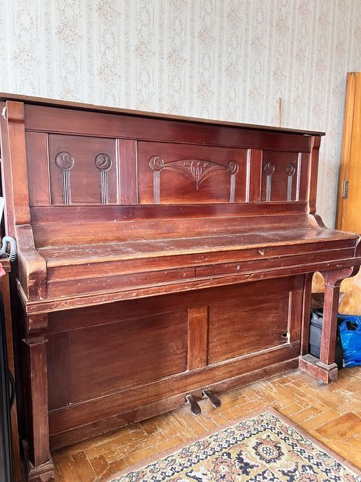 Старовинне піаніно Wolkenhauer