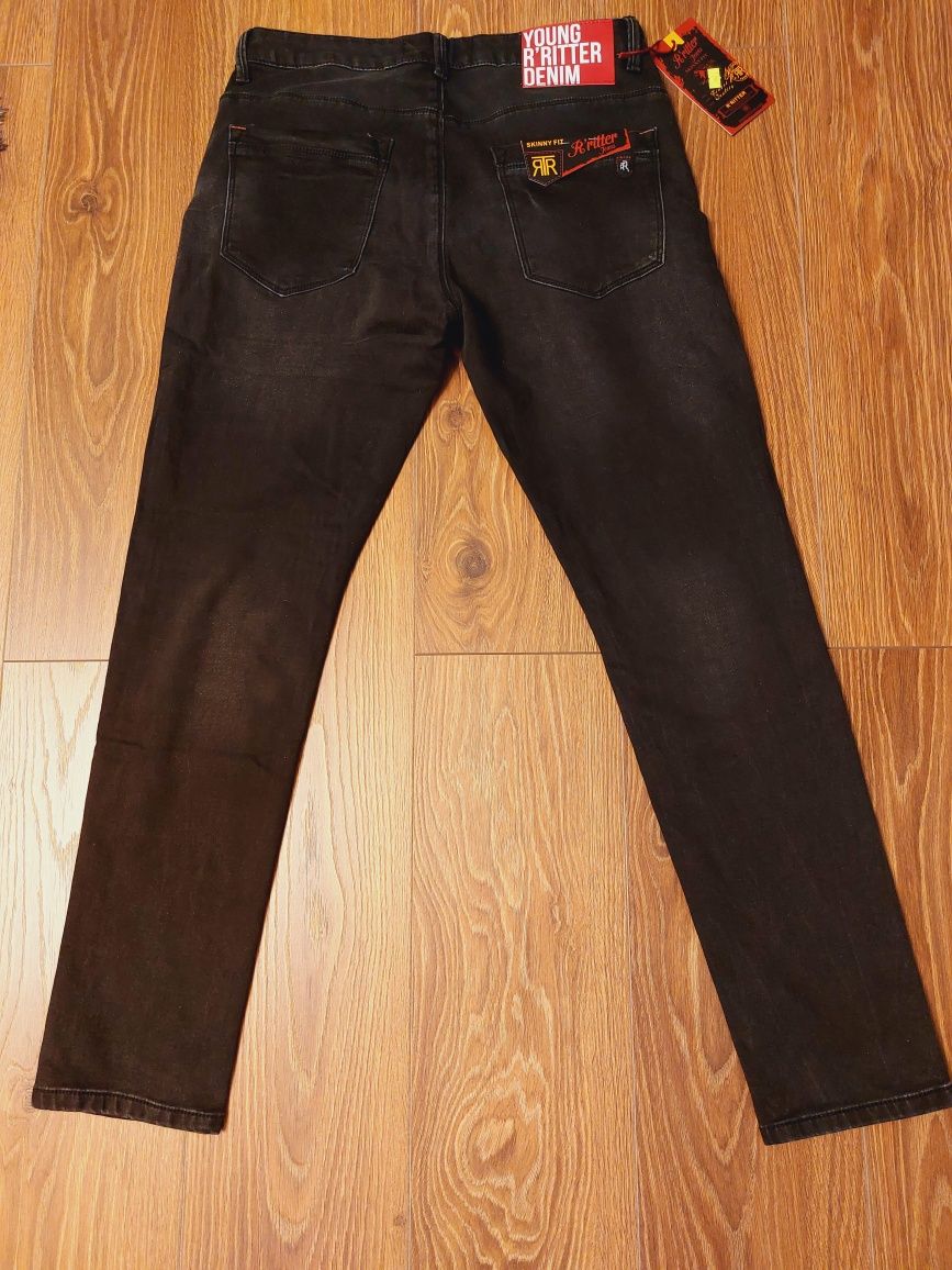 Spodnie męskie jeansowe rozm. W34 w pasie 86-88cm