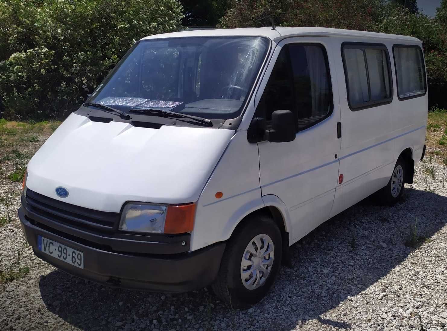 Campervan - Ford Transit - 4 Dormidas