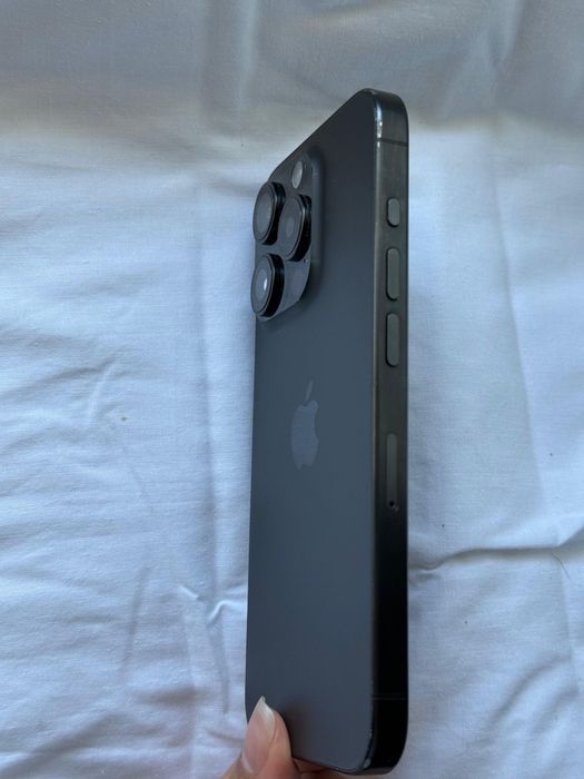 iPhone 15 Pro desbloqueado