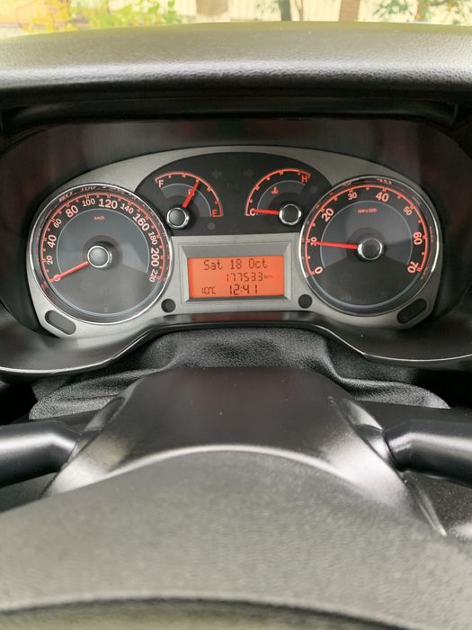 Продам Fiat Linea 2012 року