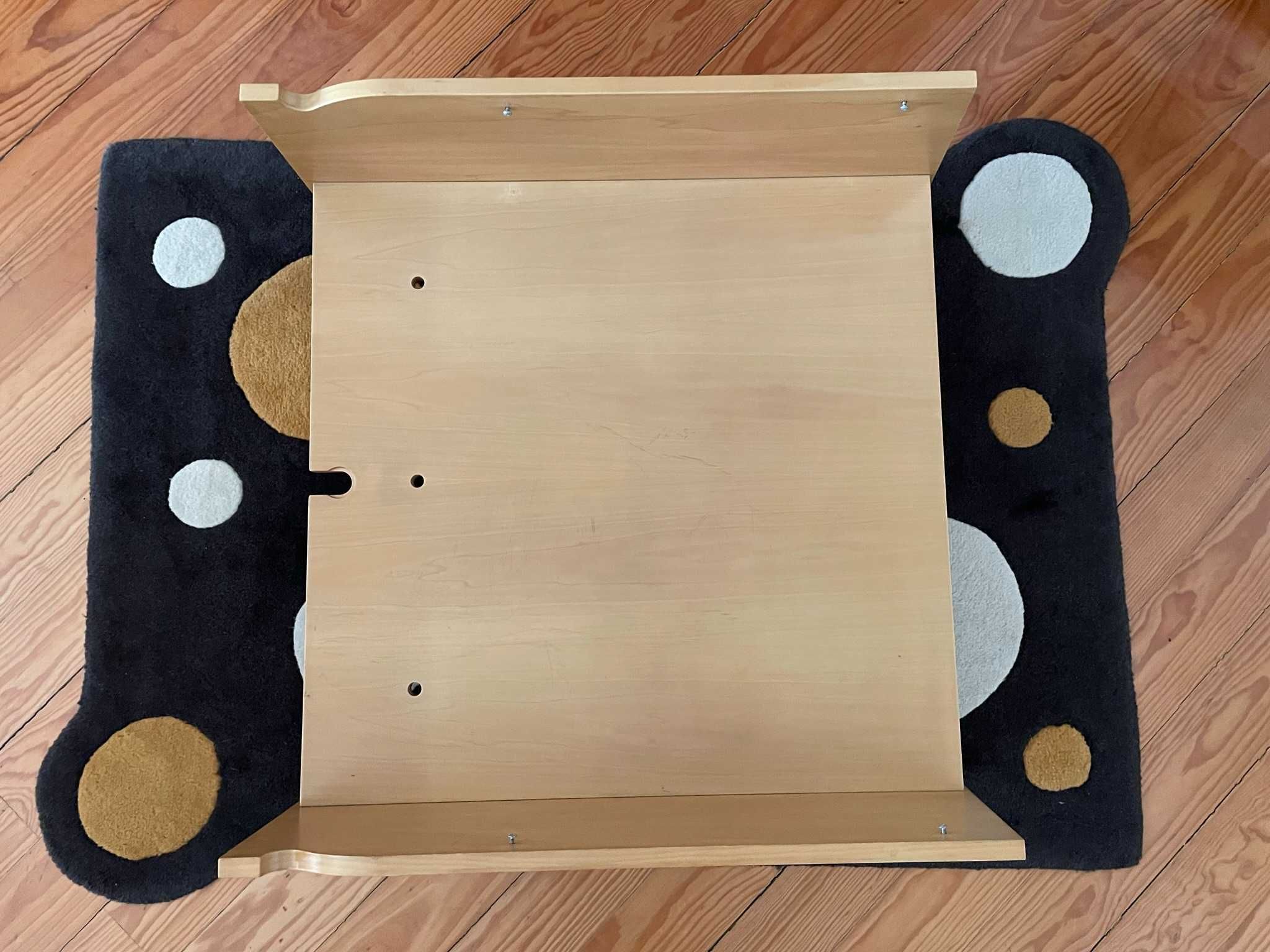 Mesa de sala de estar extensível em madeira e vidro temperado