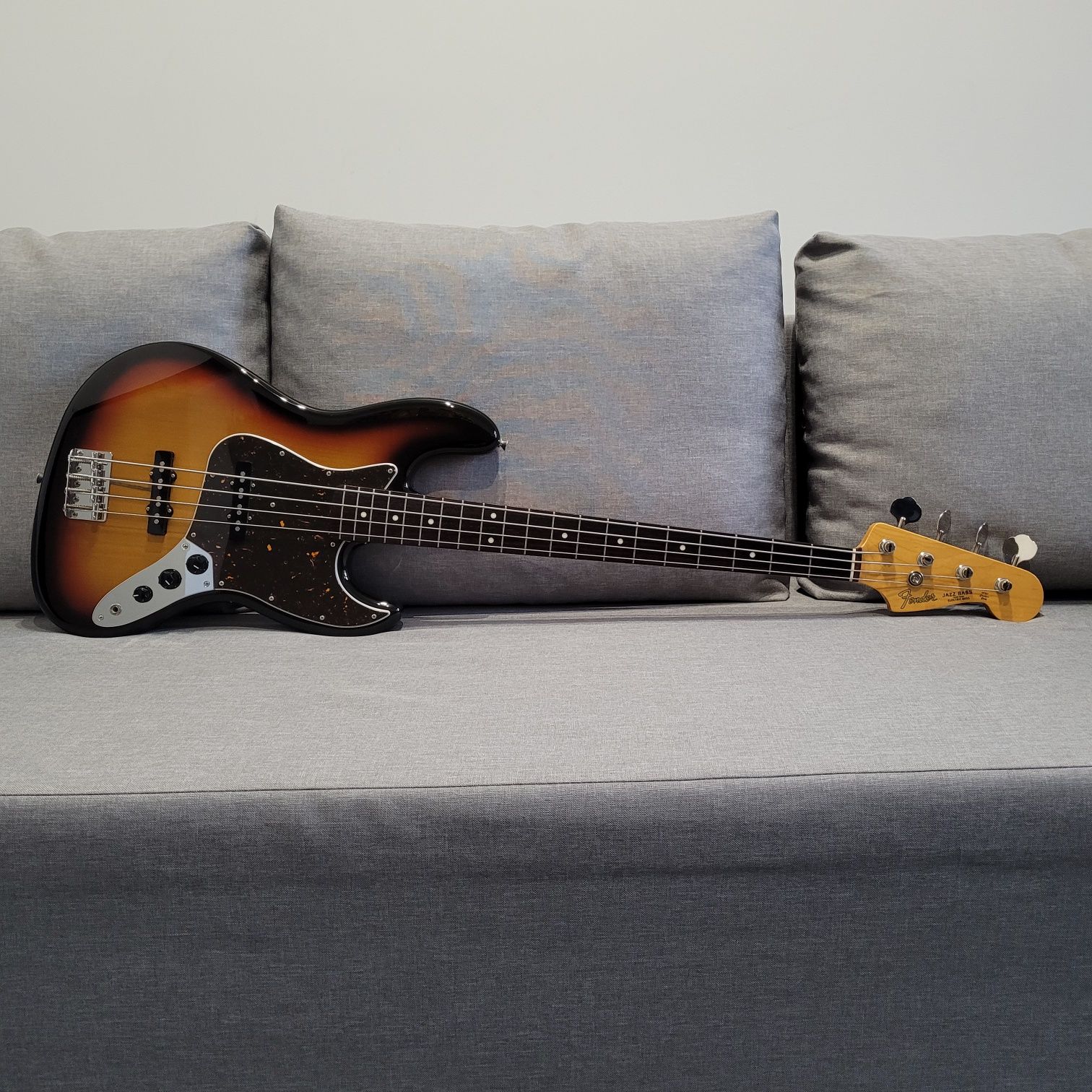 Fender Jazz Bass '62 Reissue Japan