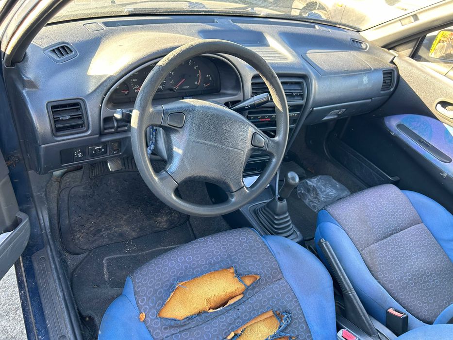 Suzuki Swift 1.0 Só Para Peças