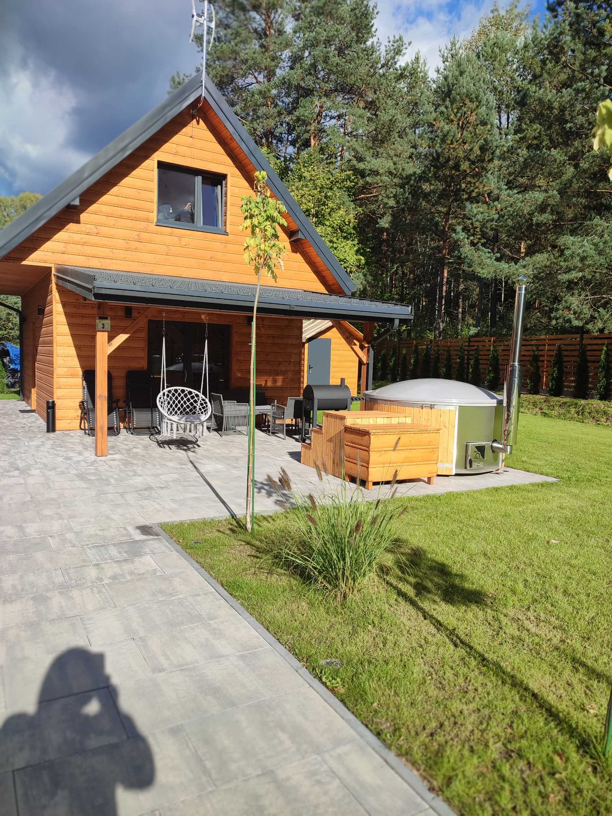 Domki letniskowe Noclegi Wynajem   balia- jacuzzi-,lesna polana