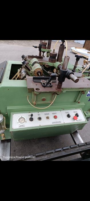 Frezarka automatyczna do okiennic żaluzji