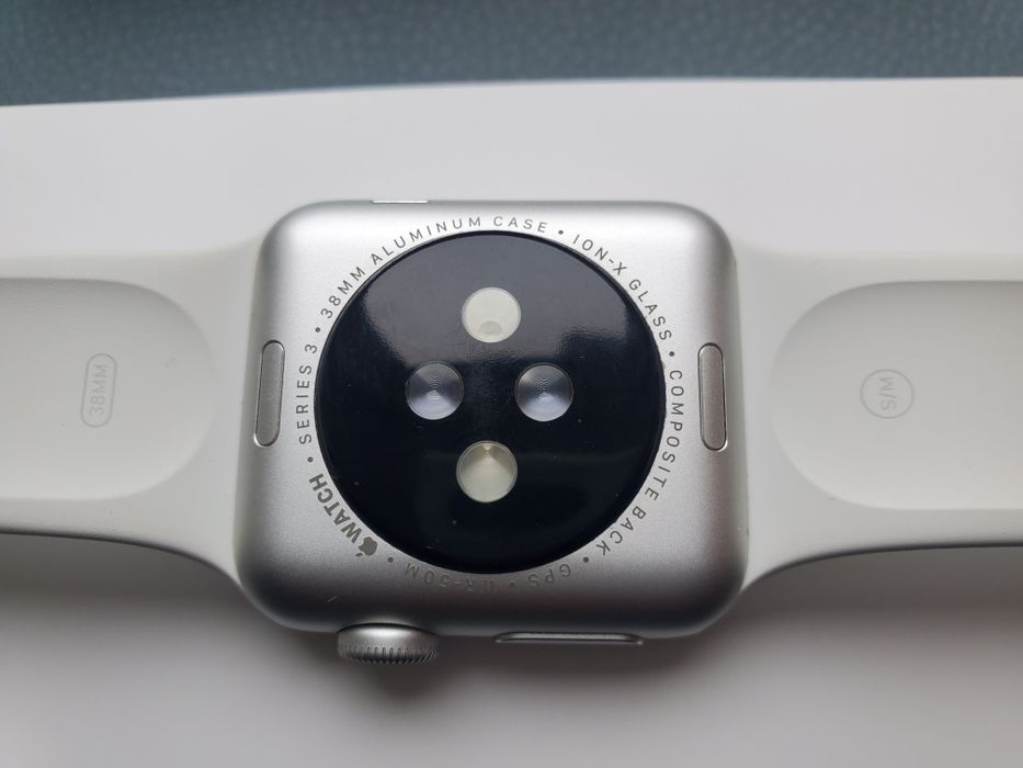 Apple watch series 3 white