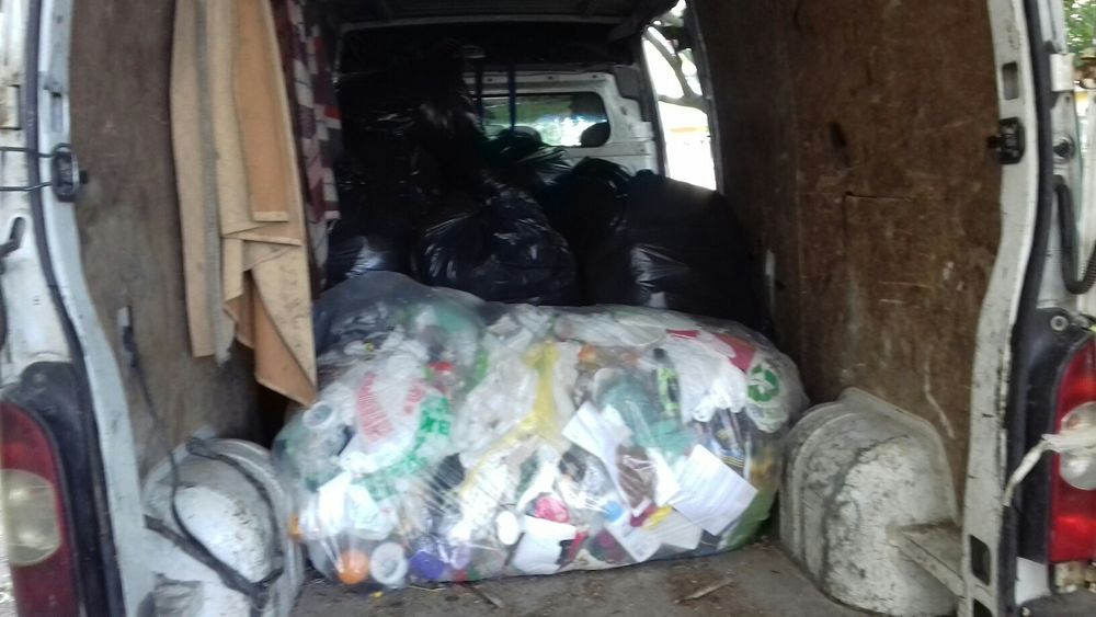 Wywóz śmieci odpadów styropian papa