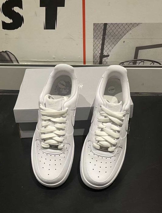 Buty meskie Mokasyny Nike_ Air_ Force_ 1_ Low '07_ Biały R.40