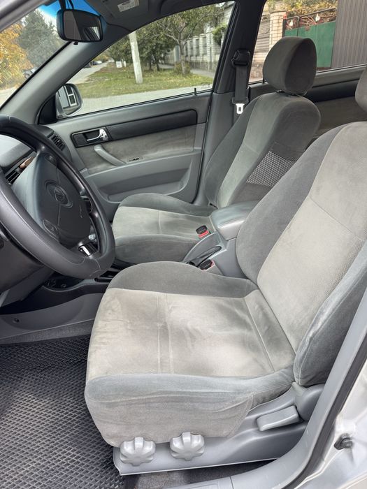 Chevrolet lacetti (Daewoo Gentra) 2014 рік, газ/бензин