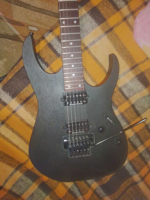 Ibanez RGRT 420WK | Seymour Duncan Black Winter Set