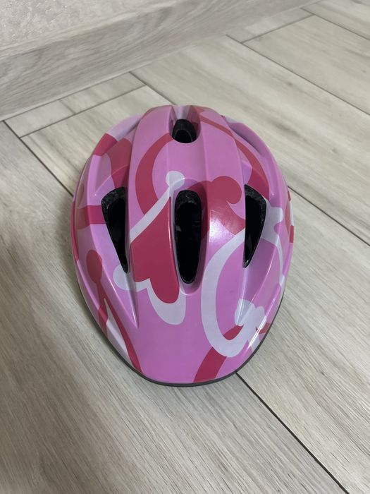 Шлем для велосипедистів.