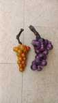 Cachos de uvas em alabastro