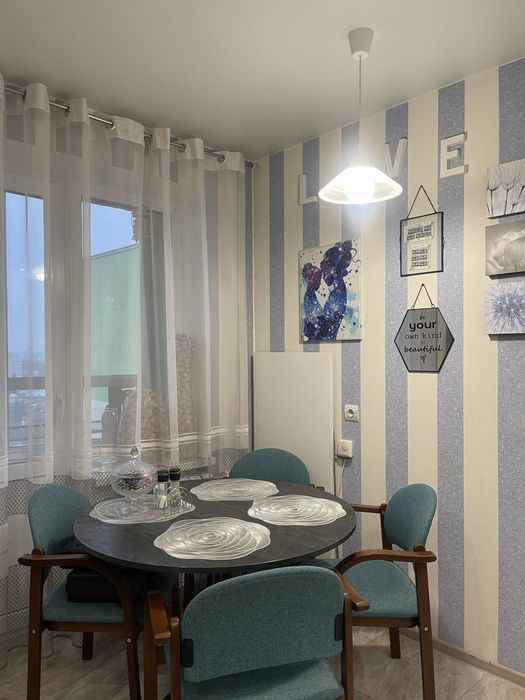 Продам красиву і світлу 2кім.кв. ЖК Атлант!Вул. Москаленка49!