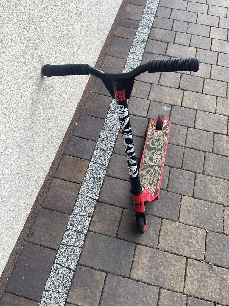 Hulajnoga skate parkowa