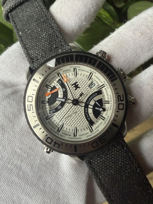 Relogio Timex TX World Time
