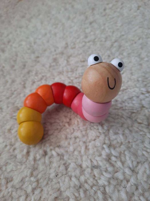 Іграшка дерев'яна гусениця